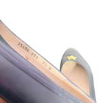 Salvatore Ferragamo  Boutique Navy Blue Heels Size 7.5 Gold Crest Low Heel‎ Pumps Photo 7