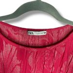 ZARA Textured Floral Print Top Fuchsia Pink Short Sleeve EUC Women's Photo 2