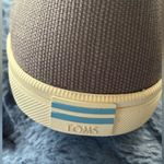 Toms  grey Carmel canvas lace up sneaker size 8.5 NWOT Photo 5