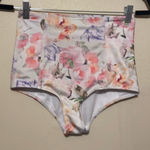 Kortni Jeane  whimsical floral extended‎ high rise Size Small Photo 0