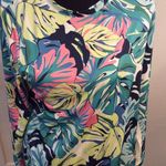 Tail Floral Tropical pullover golf tennis pickleball sports Medium M Photo 0