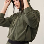 Athleta  Seasoft Bubble Hem Full Zip Aspen Olive Green size medium Photo 0