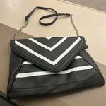 Cato Chic Black and White Chevron Crossbody Bag perfect condition- Photo 6