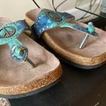 Madden Girl Peace Sign Sandals Photo 2