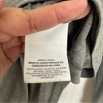 Nike Vintage  Womens XL Red Tag Long‎ Sleeve T-shirt Crewneck Gray Activewear Photo 5