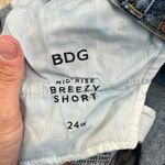 BDG Indigo mid rise breezy short Frayed Hem Jean Shorts button fly size 24. Photo 10