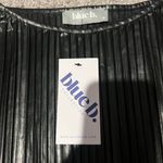 Blue Blush NWT Blue B black crop top M Photo 4