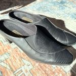 Munro  Women's Black Leather Mules size 8 Photo 0