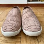 Joie  Kidmore Snake-Print SlipOn Dusty Pink Sand Women's 6 US Photo 3