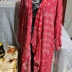 LuLaRoe Shirley Red White Floral Kimono Photo 0