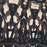 EXPRESS Body Contour Abstract Print Crop Top Photo 3