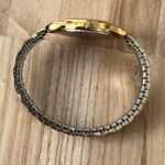 Seiko  Rare Vintage Ladies Watch Whit Dial Stretch Gold-Tone Bracelet Date Window Photo 6