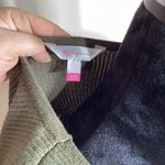 No Boundaries Green V-Neck Twist Sweater Size XL Photo 3