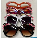 Chic Cat Pink Roses White Frame Sunglasses Photo 3
