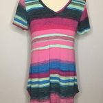 Pink Mint Blue Striped V Photo 0