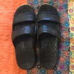 Pali Hawaii Light Brown Jandles Photo 0