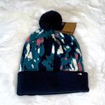 The North Face NWT  winter hat Photo 0