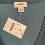 J Crew Factory women’s Sleeveless V Photo 2