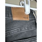 Madewell  9” High Rise Waisted Skinny Jeans Black Distressed Black Seas Size 26 Photo 3