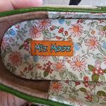 Miz Mooz  Elite Slip On Loafer Green Suede Patent Leather size 7 Comfort Floral Photo 3