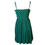 Hot Topic  | Small Photo 1