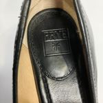 Frye  black leather Regina pumps women's size 8 classy professional timeless Photo 6