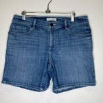 Loft Medium Wash Denim Jean Shorts Women’s EUC Sz 6/28 Cotton Midrise Photo 0