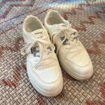 Women's White Platform Chunky Athletic Fashion Shoes Size 7 Photo 2