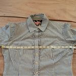 Lilly Pulitzer  Womens Long Sleeve Button Up Shirt Size 8  Striped Ruffle Zebra Photo 3
