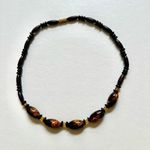Black wood and flower beaded necklace Photo 2