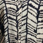 East 5th Woman Neutral Abstract Stripe Linen Button Down Blouse Size 1X Photo 3