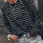 NEW Black Long Sleeve Casual Crewneck Top with White Abstract Stripes Size L Photo 0