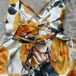 Chic Me  Floral Sleeveless V-neck Romper White & Yellow Size L Photo 10