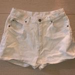 Bill Blass  beige vintage denim shorts Photo 1