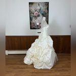 David's Bridal Stunning David’s Bridal Tufted Taffeta and Organza Wedding Gown! Photo 6