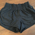CRZ Yoga Black Athletic Shorts Photo 0