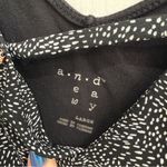 A New Day Women’s Large Short Sleeve Blouse V neck Keyhole Black and white Photo 2