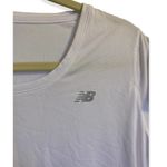 New Balance White Crew Neck Short Sleeve Active T-Shirt Size Medium Photo 1