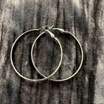 Elegant Silver Hoop Earrings Photo 0