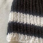 black and white ribbed fisherman beanie hat Photo 2