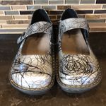 Savvy Mary Jane Nursing Shoe By  Women's Color:‎ Silver Scribble 11M Photo 3