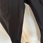 Burton  women’s Vida black snow pant size xs. Photo 2