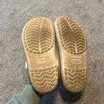 Crocs  Crocband Clogs women’s 8 men’s 6 white‎ and black Photo 6