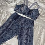 Victoria's Secret Victoria’s Secret sport snake print set Photo 7