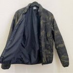 PINK - Victoria's Secret PINK Victoria’s Secret Earthy Camo Packable Puffer Jacket Size S Photo 3