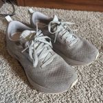 Brooks  Women’s Revel Shoes 4 Running Photo 0