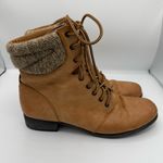 Tan lace up ankle boots with a boho vibe. Size 9.5 Photo 2