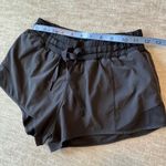Lululemon Womens Hotty-Hot Black Running Shorts Lined 2.5 Inseam Size 4 Photo 6