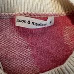 Moon & Madison Sz:M Cropped Pink Smiley Face Crew Neck Oversized Sweater. White Size M Photo 5