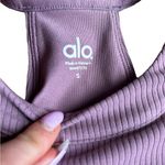Alo Yoga Insight Ribbed Tank Top Mauve Woodrose Built in Soft Bra Size Small Photo 6